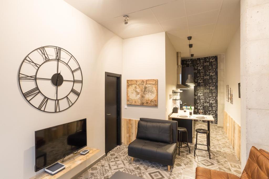 Historical Center Ollerias Apartment Малага Екстериор снимка